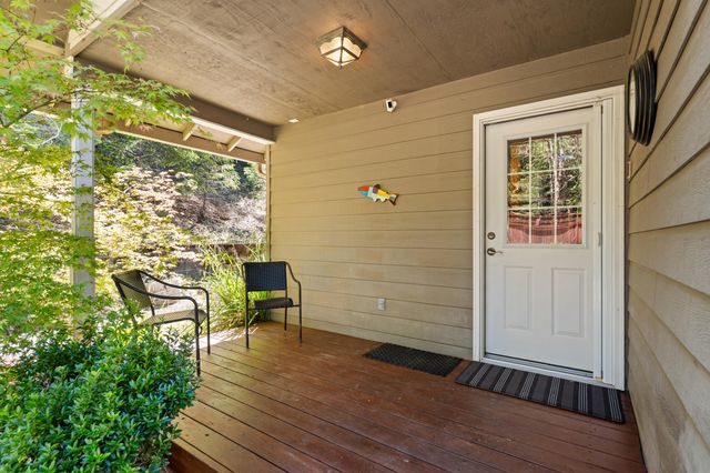 651 Dutcher Creek Road, Grants Pass, OR 97527