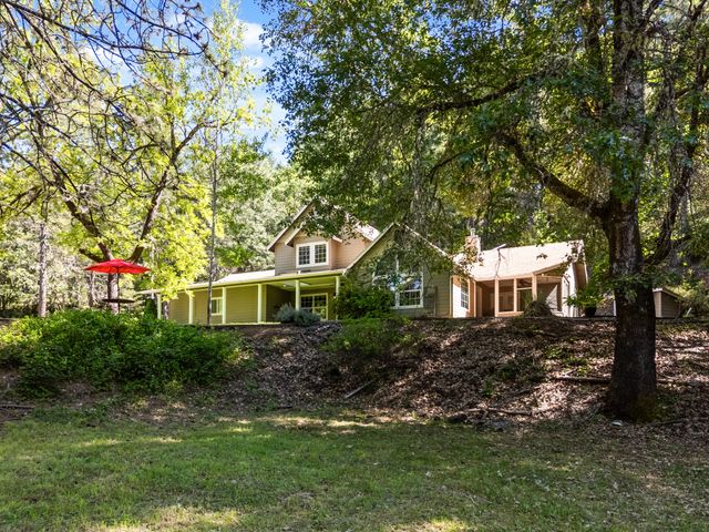 651 Dutcher Creek Road, Grants Pass, OR 97527