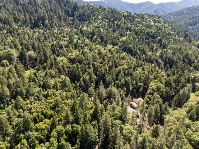651 Dutcher Creek Road, Grants Pass, OR 97527