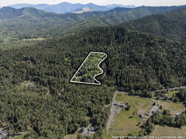 651 Dutcher Creek Road, Grants Pass, OR 97527