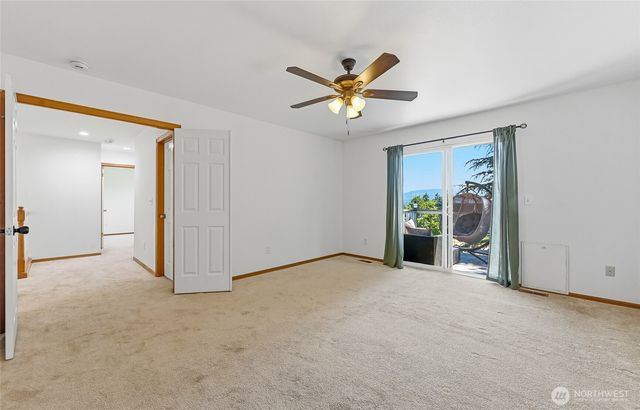 19225 208th Avenue SE, Renton, WA 98058