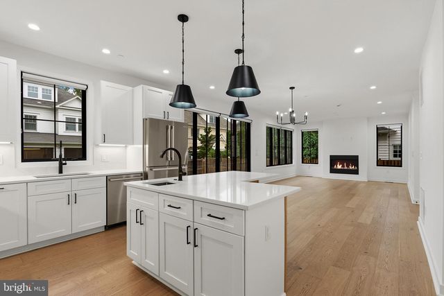 5015 ELM ST, Bethesda, MD 20814