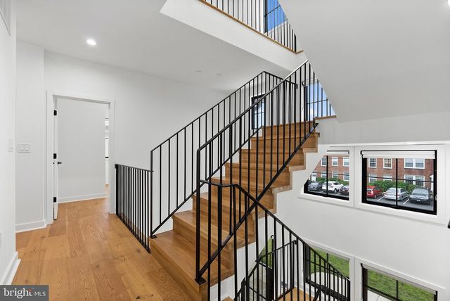 5015 ELM ST, Bethesda, MD 20814