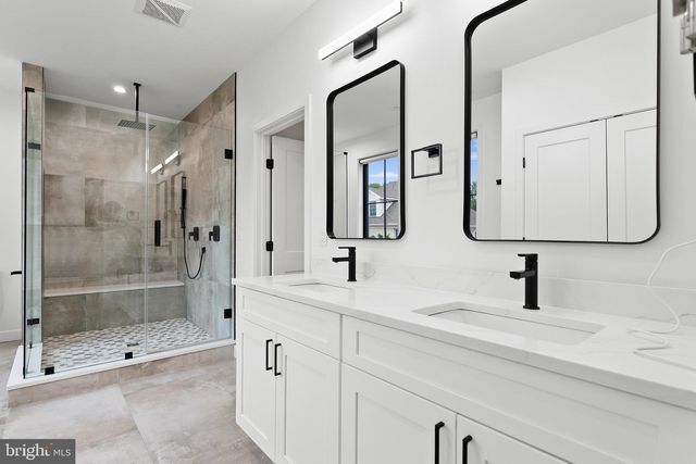 5015 ELM ST, Bethesda, MD 20814