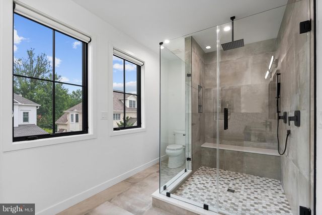 5015 ELM ST, Bethesda, MD 20814