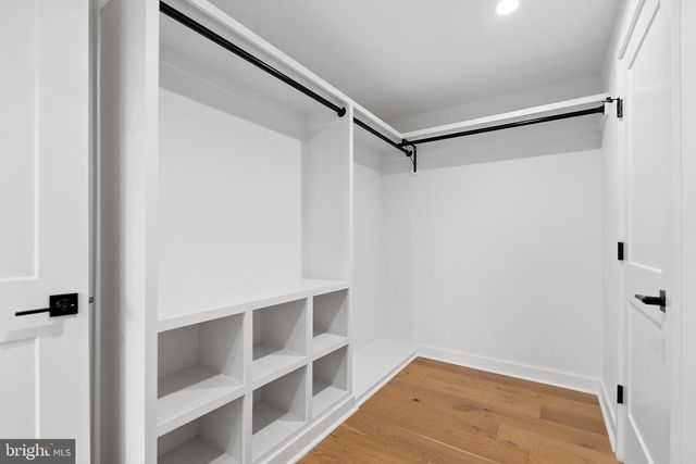 5015 ELM ST, Bethesda, MD 20814