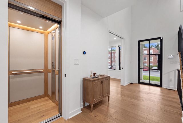 5015 ELM ST, Bethesda, MD 20814