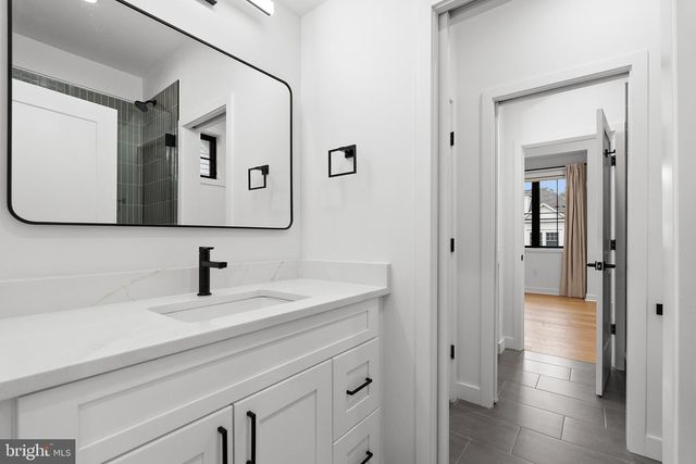 5015 ELM ST, Bethesda, MD 20814