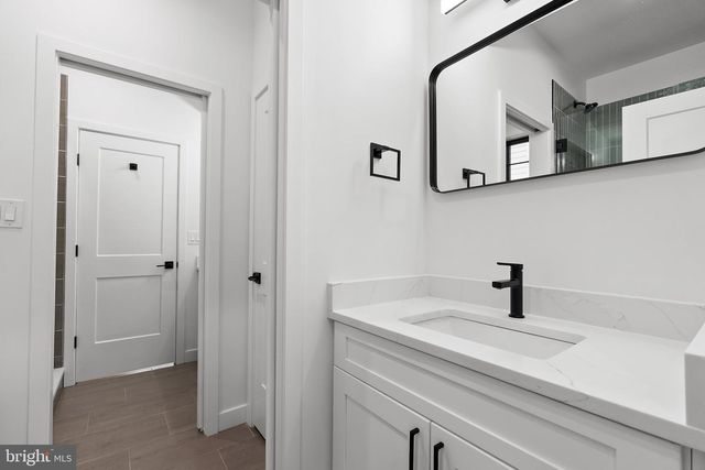 5015 ELM ST, Bethesda, MD 20814
