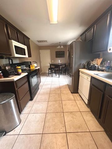 18579 South Street, Springdale, AR 72764