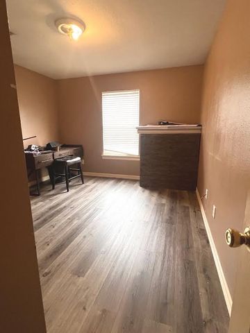 18579 South Street, Springdale, AR 72764