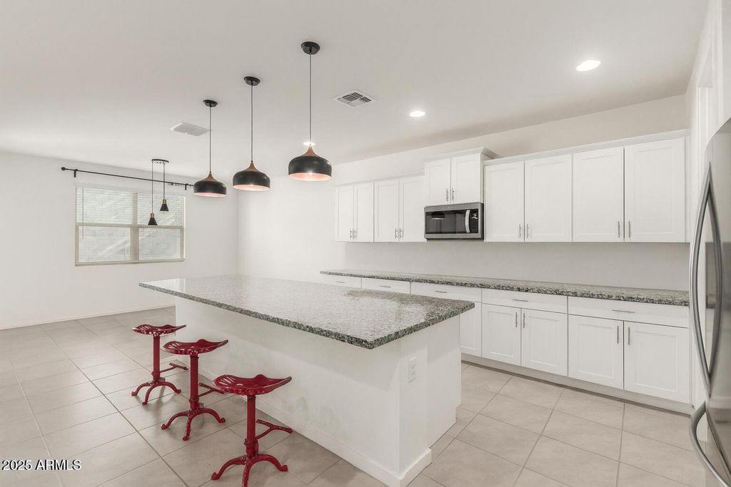 4587 W STICKLEAF Way, San Tan Valley, AZ 85144 — photo 2