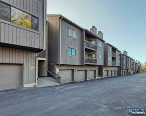 272 Redwood Court 10, Ramsey, NJ 07446