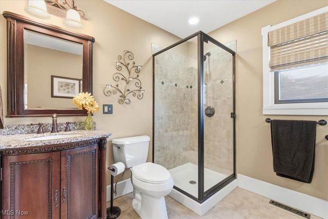 524 6th Street, Marietta, OH 45750