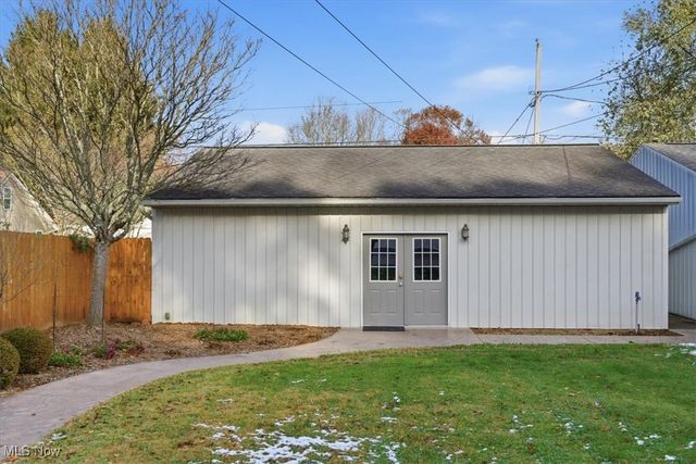 524 6th Street, Marietta, OH 45750