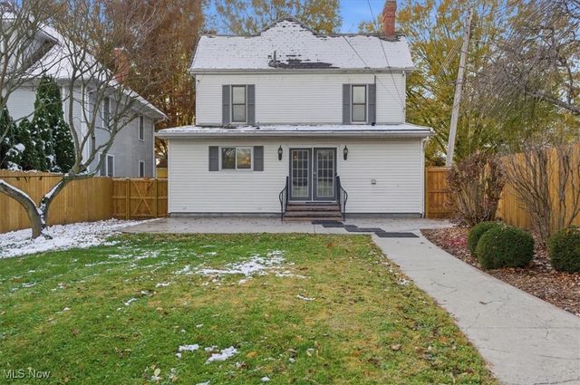 524 6th Street, Marietta, OH 45750