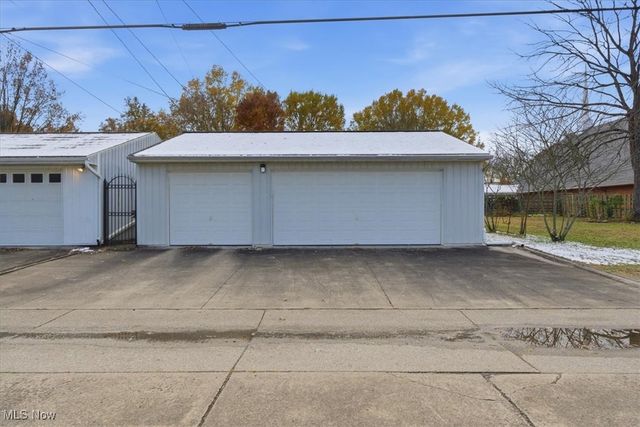 524 6th Street, Marietta, OH 45750