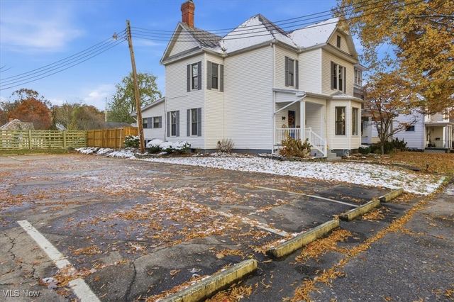 524 6th Street, Marietta, OH 45750