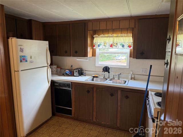 7312 Doblinway Drive, Charlotte, NC 28215