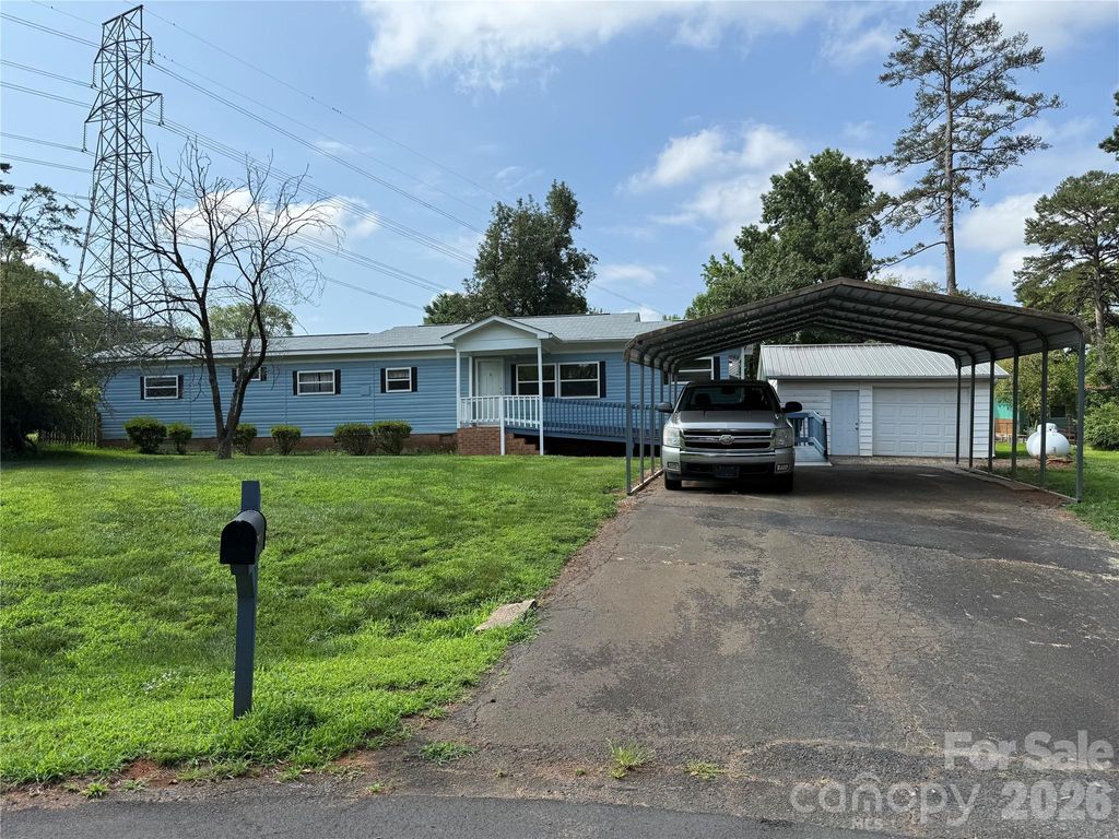 7312 Doblinway Drive, Charlotte, NC 28215