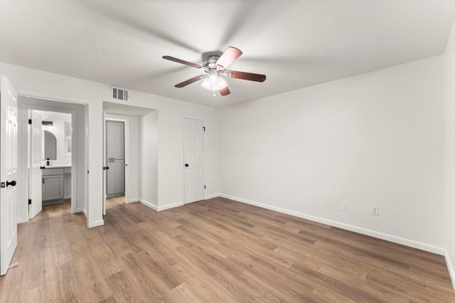 4 Dashwood Forest Street, The Woodlands, TX 77381