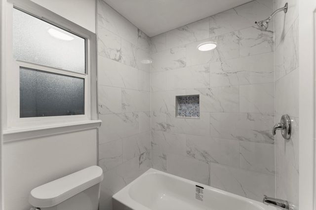 4 Dashwood Forest Street, The Woodlands, TX 77381