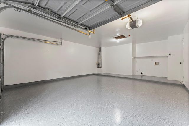 4 Dashwood Forest Street, The Woodlands, TX 77381