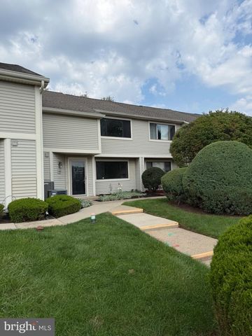 503 BUNKER HILL RD, Harleysville, PA 19438