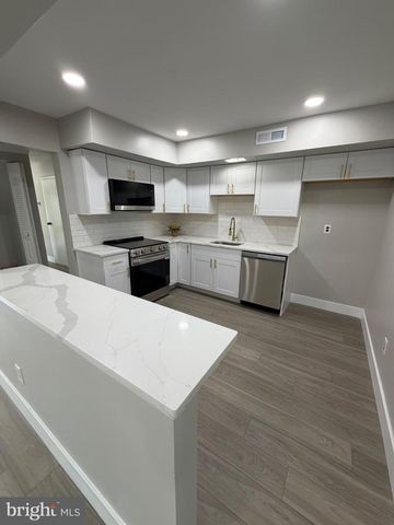 503 BUNKER HILL RD, Harleysville, PA 19438