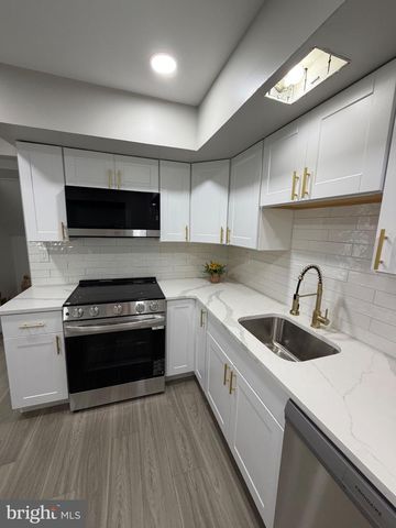 503 BUNKER HILL RD, Harleysville, PA 19438