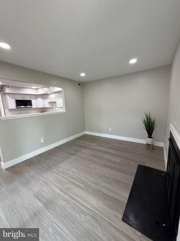 503 BUNKER HILL RD, Harleysville, PA 19438
