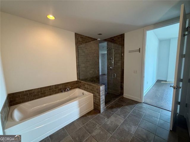 270 17th Street NW 2207, Atlanta, GA 30363