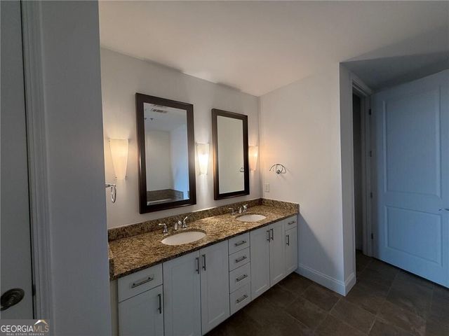 270 17th Street NW 2207, Atlanta, GA 30363