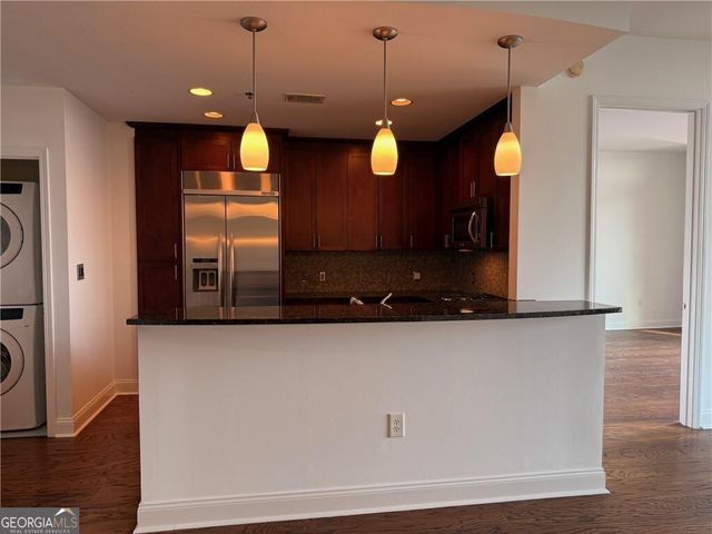 270 17th Street NW 2207, Atlanta, GA 30363