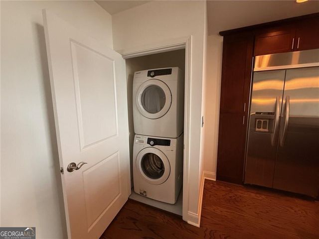 270 17th Street NW 2207, Atlanta, GA 30363