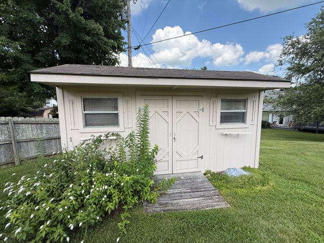 1102 Richliev Lane, Frankfort, KY 40601