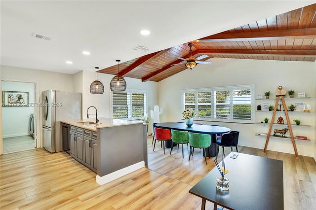 1315 Gallinule Dr, Delray Beach, FL 33444