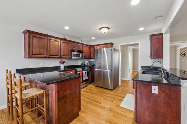 7009 Hoover Mason Ln, Mount Pleasant, TN 38474