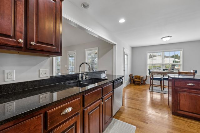 7009 Hoover Mason Ln, Mount Pleasant, TN 38474