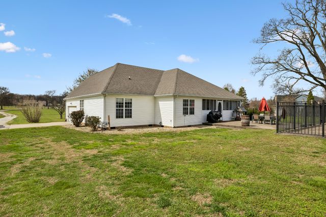 7009 Hoover Mason Ln, Mount Pleasant, TN 38474