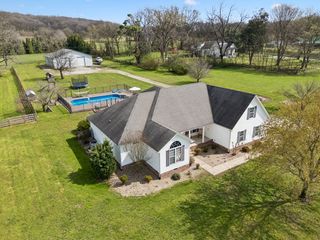 7009 Hoover Mason Ln, Mount Pleasant, TN 38474