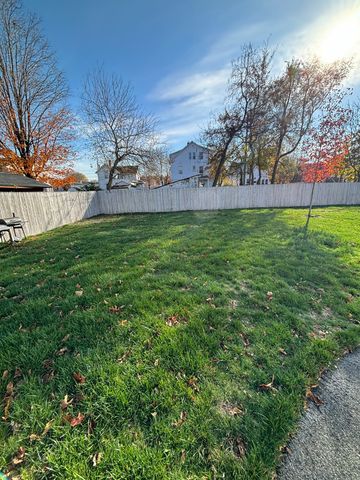 90 East Street, Wallingford, CT 06492