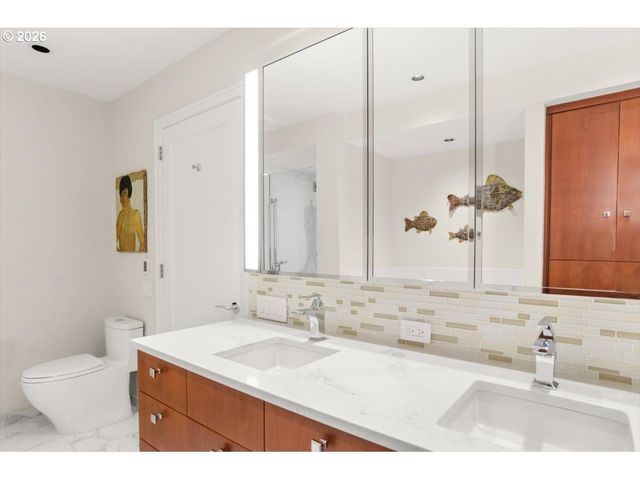 841 S GAINES St 1412, Portland, OR 97239