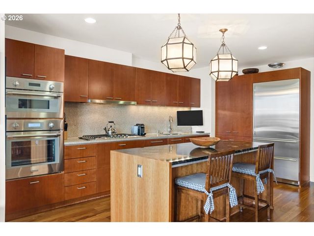 841 S GAINES St 1412, Portland, OR 97239