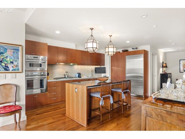 841 S GAINES St 1412, Portland, OR 97239