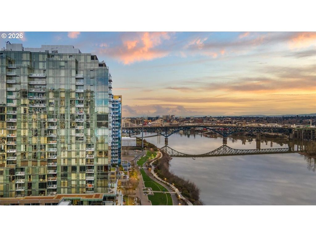 841 S GAINES St 1412, Portland, OR 97239
