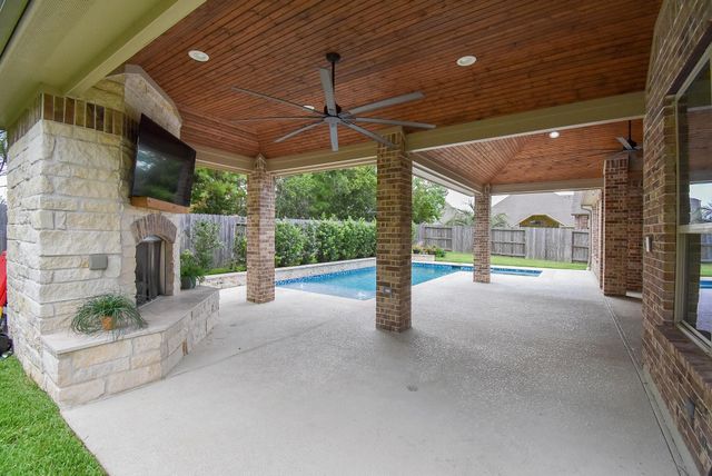 18906 Trinity Star Drive, Cypress, TX 77433