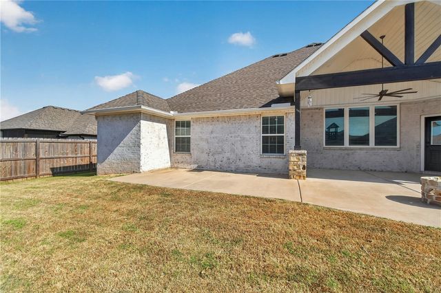 1807 Shelby Street, Pea Ridge, AR 72751