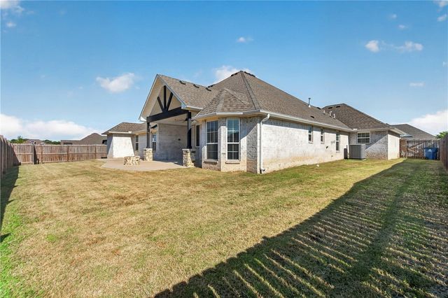 1807 Shelby Street, Pea Ridge, AR 72751