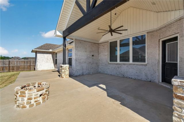 1807 Shelby Street, Pea Ridge, AR 72751